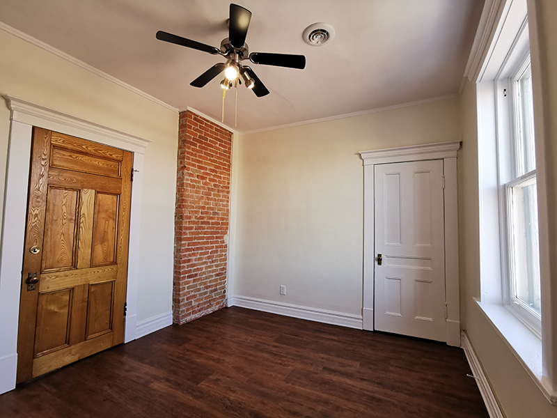 Suite 206